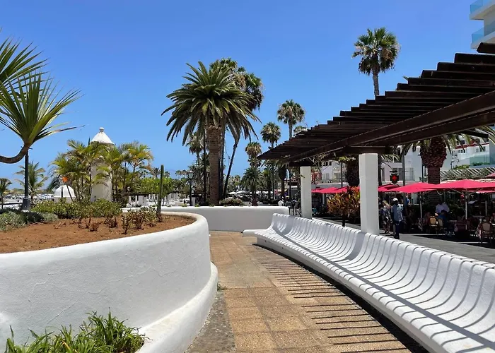 Attic By Grupo Compostelana * Puerto de la Cruz (Tenerife)